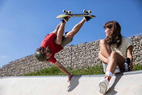 a photograph by Sandra Steh.