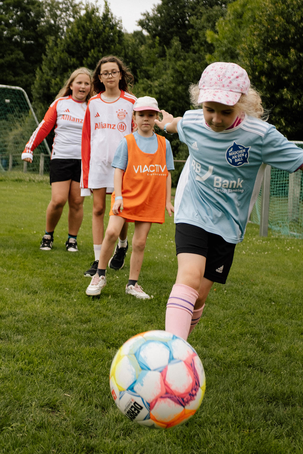 a photograph by Sandra Steh.