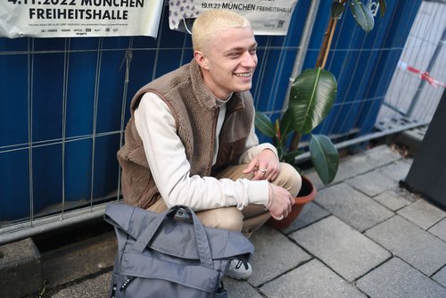 a photograph by Sandra Steh.